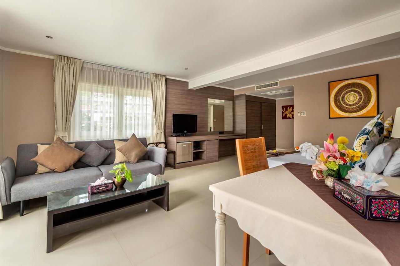 Villa Atchara Patong Екстер'єр фото