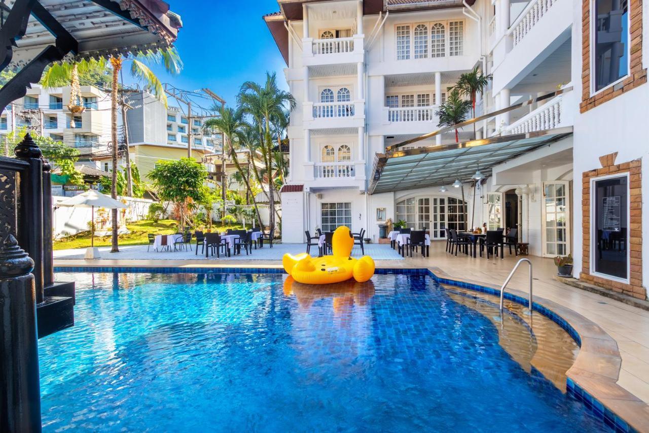Villa Atchara Patong Екстер'єр фото