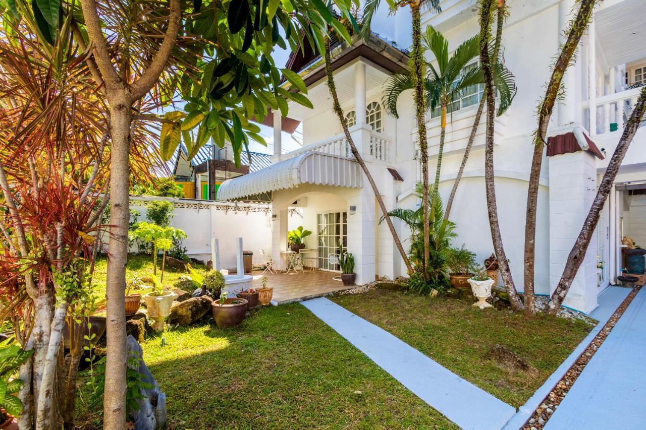 Villa Atchara Patong Екстер'єр фото