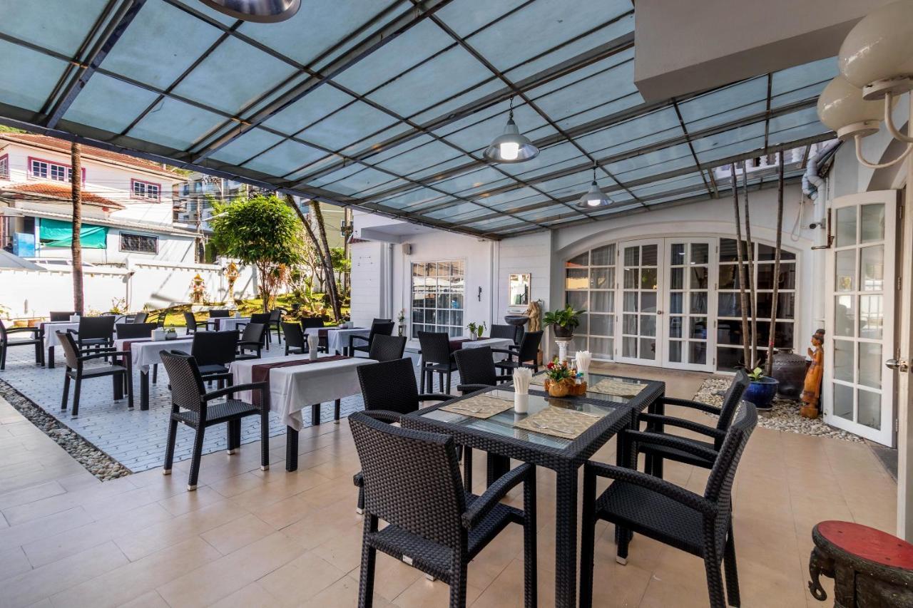 Villa Atchara Patong Екстер'єр фото