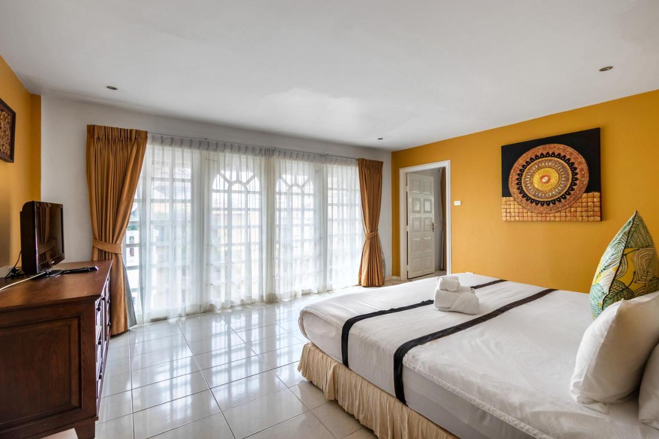 Villa Atchara Patong Екстер'єр фото